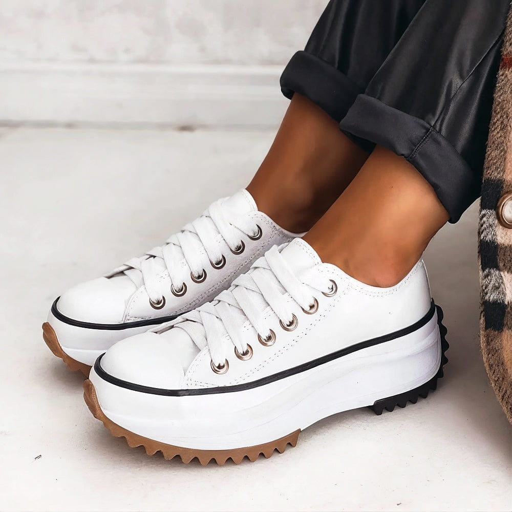 Erika – Scarpe Comfort con Suola Dentellata